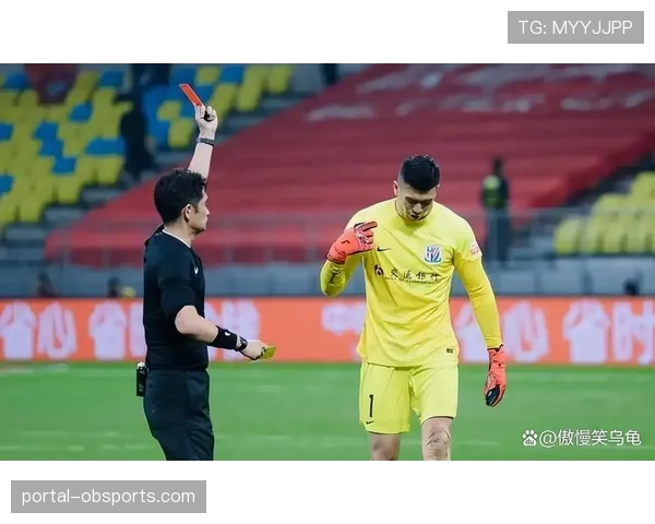 专访申花门将教练:谈现代门将角色演变,要求具备“第一发起进攻”能力